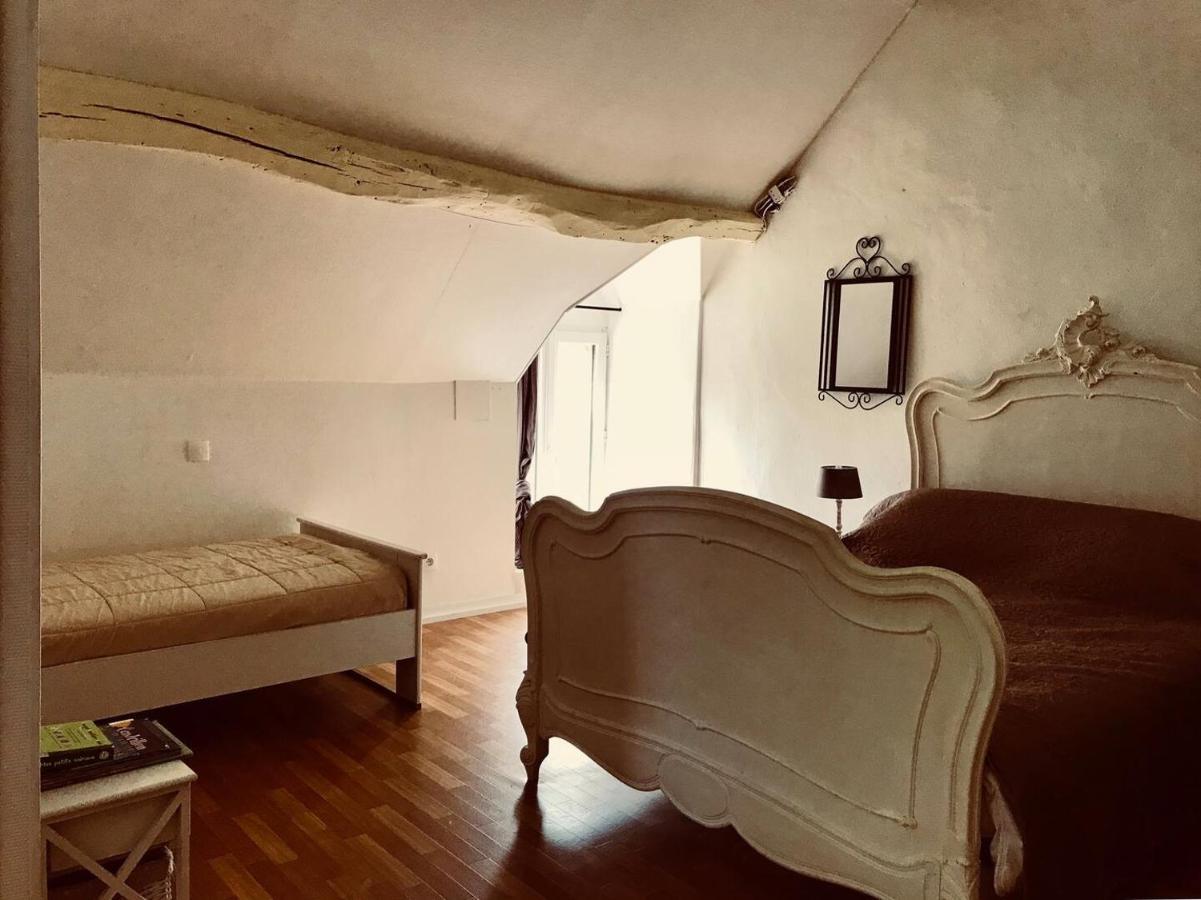 Les Gites De La Maison Lierue Thiron-Gardais Zewnętrze zdjęcie